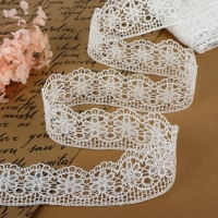 Кружево гипюровое, 45 мм &times; 6,8 &plusmn; 0,5 м, цвет белый