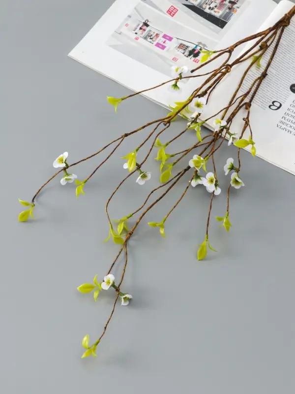 Цветы искусственные &laquo;Раняя вишня&raquo;, h=65 см, белые