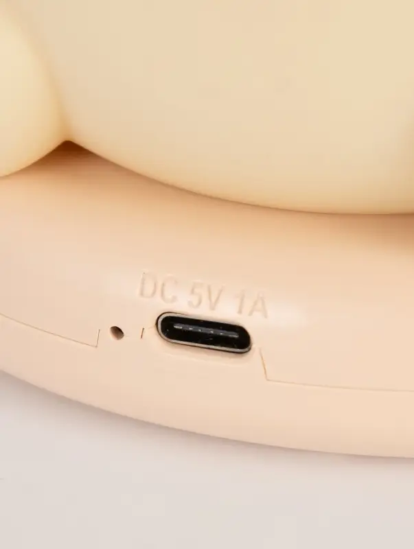 Ночник "Капибара на коврике" LED 3Вт 5V USB АКБ 9,3х15х13,2 см