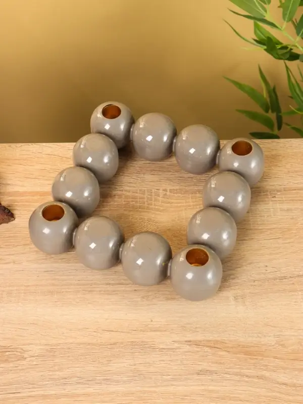 Подсвечник на 4 свечи &laquo;Бусы&raquo;, с 12 сферами, 20.5&times;20.5&times;5.5 см, ковентри