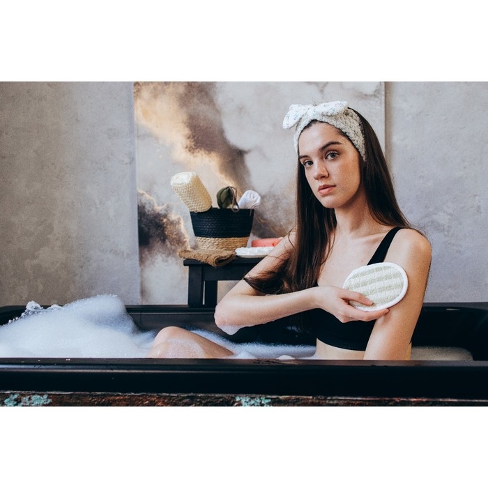 Мочалка для тела детская натуральная Доляна, с резинкой, 11,5&times;8 см, цвет МИКС