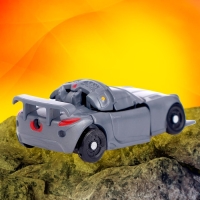 Робот &laquo;Автобот&raquo;, трансформируется