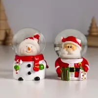 Сувенир полистоун водяной шар "Дед Мороз/Снеговик шар на голове" МИКС 6,8х5х5 см