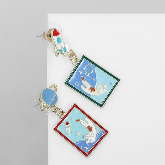 Серьги эмаль &laquo;Космос&raquo; и коты, цвет бело-синий в золоте