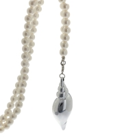 Портупея жемчужная с кулоном &laquo;Ракушка&raquo;, 129 см, белая в серебре