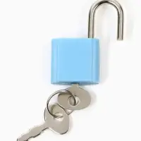 Блокнот на замочке А6, 50 листов в твердой обложке &laquo;Отважному защитнику&raquo;