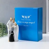 Сувенир полистоун "Родители с детьми" бело-золотой 8,5х13х25 см