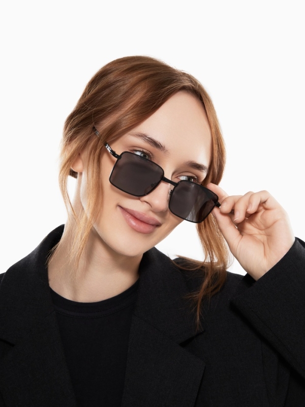 Очки солнцезащитные поляризационные, дужка 13.2 см, ширина 12.8 см, линза 4.3&times;5.5 см