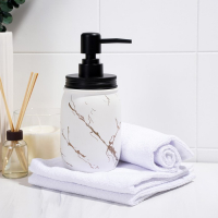 Дозатор для жидкого мыла &laquo;Зевс&raquo;, 500 мл, цвет белый