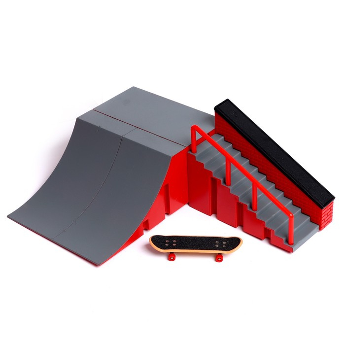 Скейт-парк &laquo;Рампа с лестницей&raquo;, с пальчиковым скейтом, МИКС