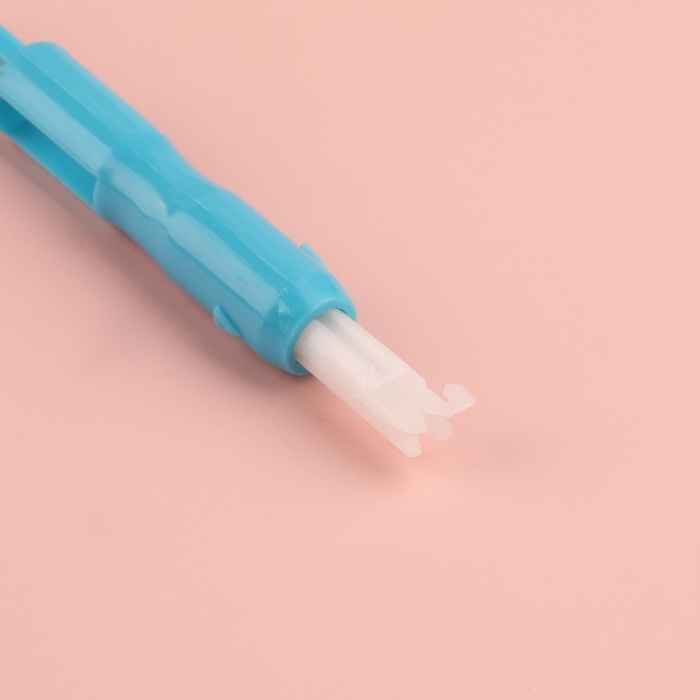 Нитевдеватель для швейной машины, 7,5 &times; 1 см, цвет МИКС