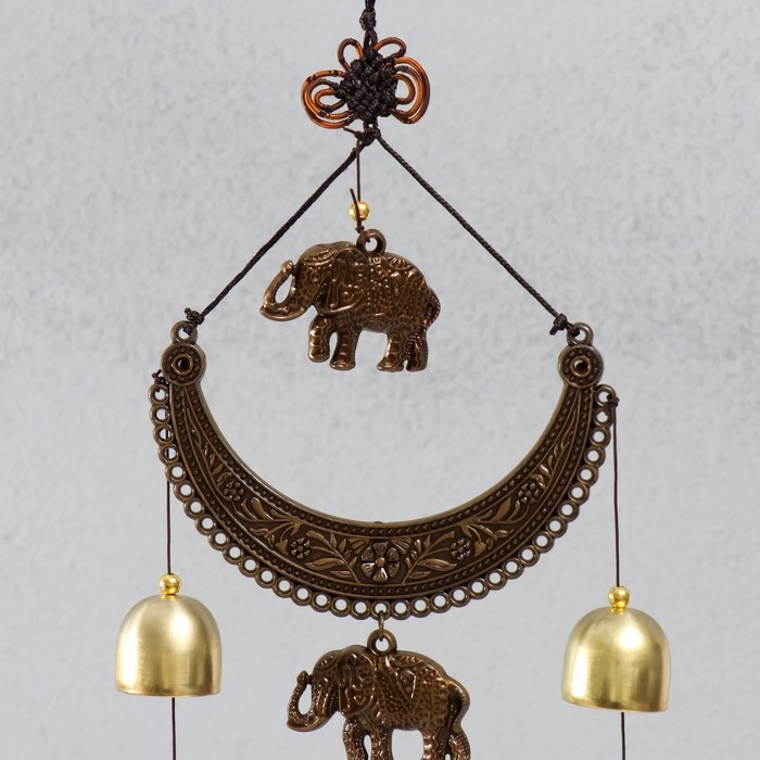 Музыка ветра металл "Слоны и ожерелье" 5 колокольчиков 58 см