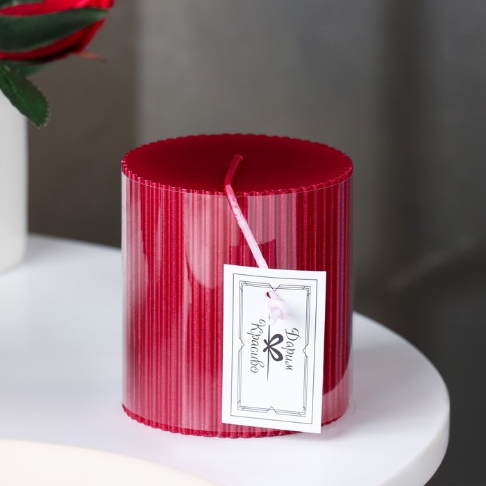 Свеча "Рельеф", 7&times;7.5см, красный металлик