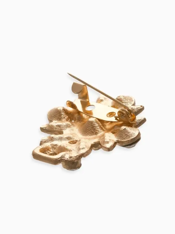 Зажим для кардигана "Ажур", гербер, цвет белый в золоте