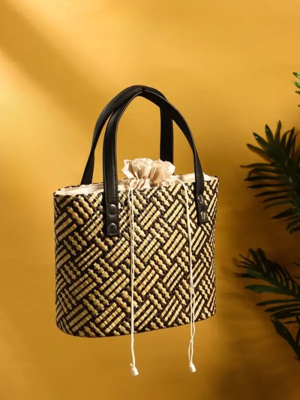 Сумка плетёная из пандана 25х18х38 см, цв. бежево-коричневый