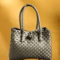 Сумка плетёная пластиковая 23х11х30 см, цв. серебристый