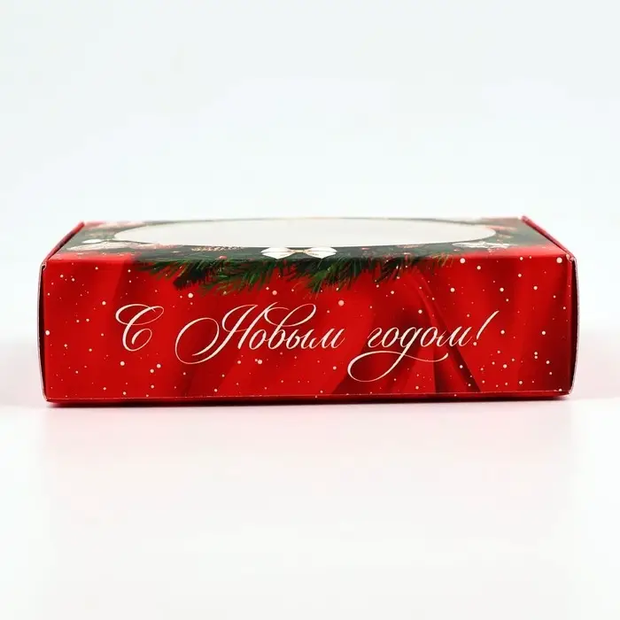 Коробка для макарун с низкими бортами &laquo;Новогодняя роскошь&raquo;, венок, 11х 11х 3 см