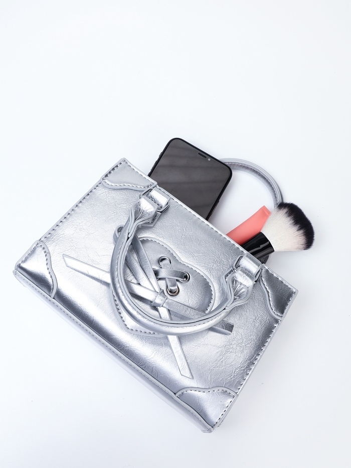 Сумка женская, 20*8*14, отд на молнии, длин ремень, серебро