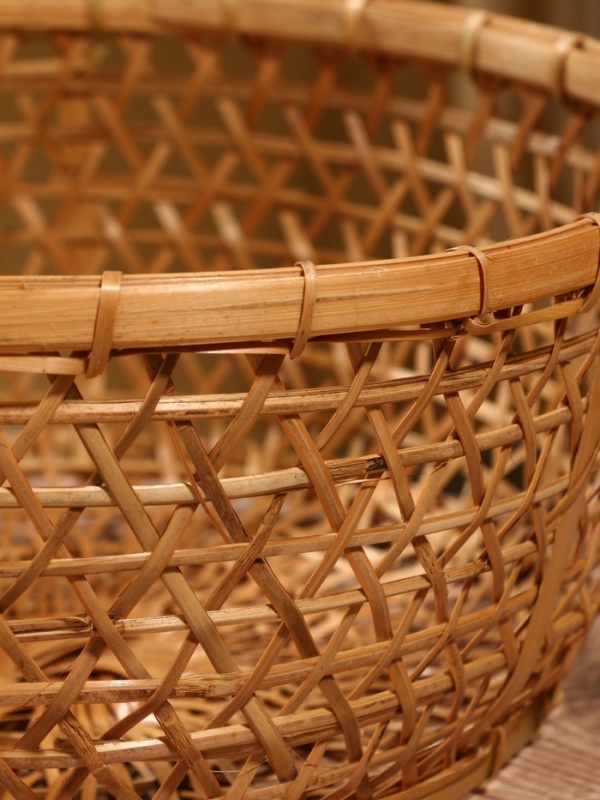Корзина плетёная "Клоус" бамбук 32х32х13 см, светлая