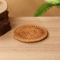 Подставка под горячее 10 см, ротанг