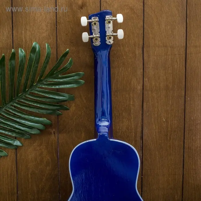 Сувенирный музыкальный инструмент гитара-укулеле "Цветы" 55х20х6 см