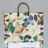 Пакет "Прятки в цветах", полиэтиленовый с пластиковой ручкой, 38 х 34 + 3 см, 90 мкм