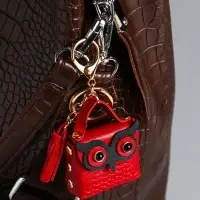 Брелок кожзам с карабином, с кистью "Сумочка. Сова" бордо 5,2х2,5х6 см