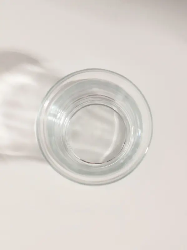 Подсвечник стекло на 1 свечу "Стаканчик" прозрачный 6.2х4,6х6,2 см