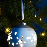 Елочный шар "Звезды беж" 10х8.8х8.8, 1 LED, LR44x3(в компл.), Т/БЕЛЫЙ