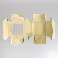 Коробка для капкейков, кондитерская упаковка с окном, 4 ячейки &laquo;Шампань&raquo;, 16 х 16 х 10 см