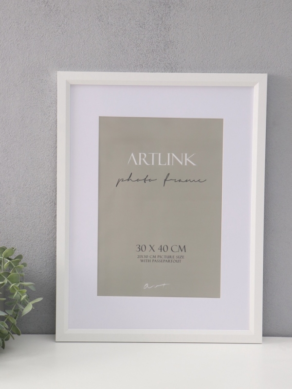 Фоторамка МДФ "Anna" 30х40 см, с паспарту (21х30 см), белый (пластиковый экран)