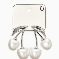 Серьги жемчуг "Вишня", цвет белый в серебре