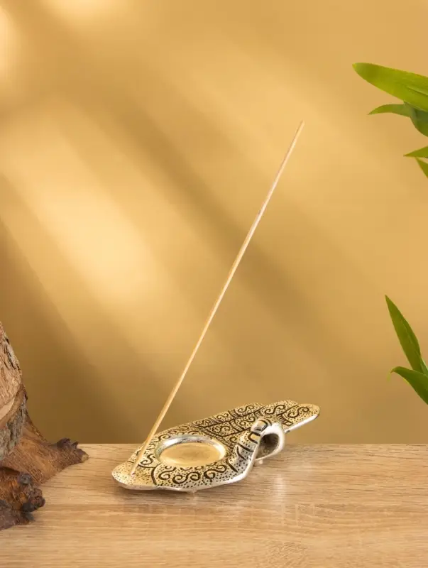 Подставка под благовония "Мудра"  алюминий 14х7,5 см