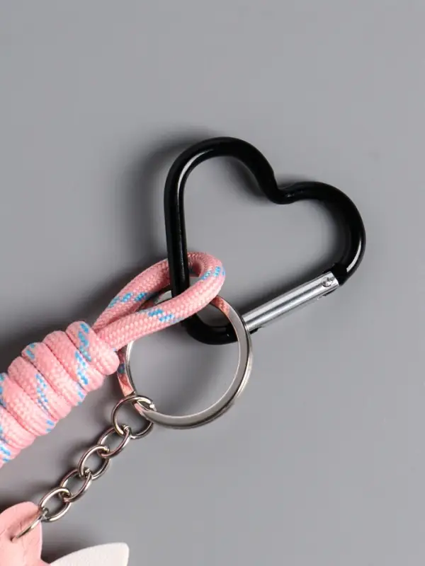 Брелок на карабине кожзам, текстиль "Единорог с крыльями" розовый, с узлом 24х10,5х1,5 см