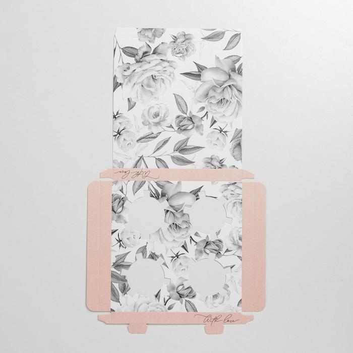 Коробка для капкейка, кондитерская упаковка, 4 ячейки &laquo;С любовью&raquo;, 16 х 16 х 11.5 см