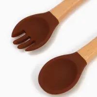 Тарелка детская секционная с ложкой и вилкой, 3 секции, молочный, Mum&Baby