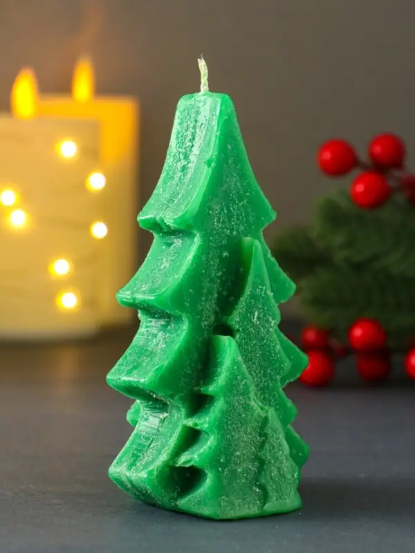 Свеча "Ёлочки в лесу" 70*110 мм