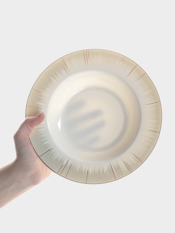 Тарелка глубокая WY Golden rays, d=22 см, фарфор, белая