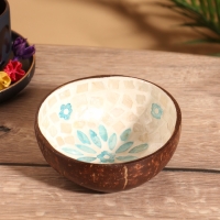 Чаша "Цветок" 14х14х6 см, кокос