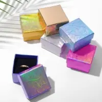 Коробочка подарочная под кольцо/серьги &laquo;Голография&raquo;, 5&times;5 (размер полезной части 4.5&times;4.5 см), МИКС, вставка чёрная