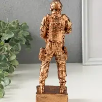Фигура солдат &laquo; Воин СВО&raquo;, 24&times;7&times;7 см, под золото