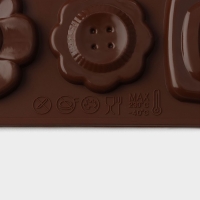 Форма для кондитерских украшений Доляна &laquo;Пуговки&raquo;, силикон, 17,4&times;16,5&times;0,4 см, 16 ячеек (d=3 см), цвет МИКС