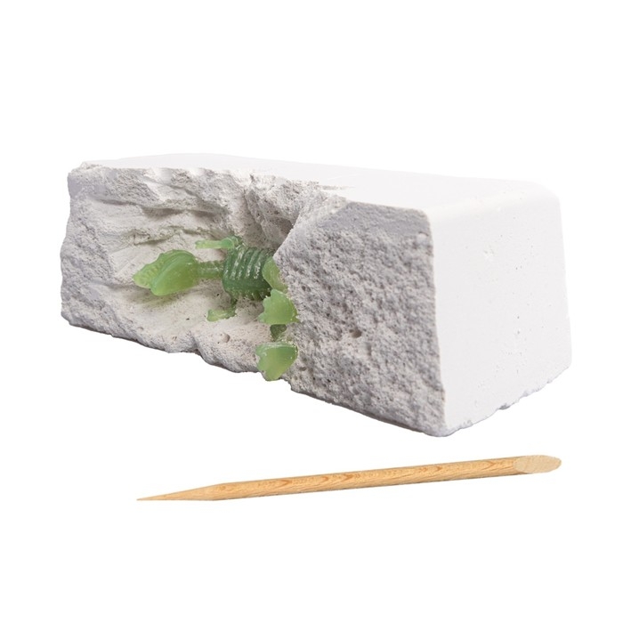 Настольная игра &laquo;Раскопки. Набор юного палеонтолога&raquo;, 3 фигурки динозавров