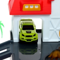 Парковка &laquo;Ферма&raquo;, амбар, вольеры, транспорт, животные