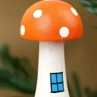 Сувенир &laquo;Домик Грибок&raquo;, 10&times;10&times;21 см, дерево, бело-красный