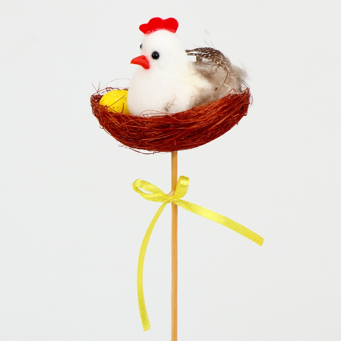 Пасхальный декор на палочке &laquo;Курочка в гнезде&raquo;, 7 &times; 7 &times; 28 см, в гнёздышке