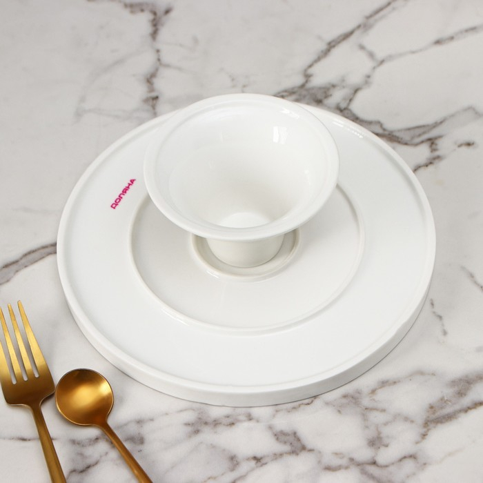 Подставка для тортов и десертов фарфоровая Доляна &laquo;Глория&raquo;, d=21,5 см, цвет белый