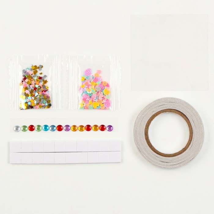 Объемная аппликация с блестками &laquo;Самой любимой&raquo;