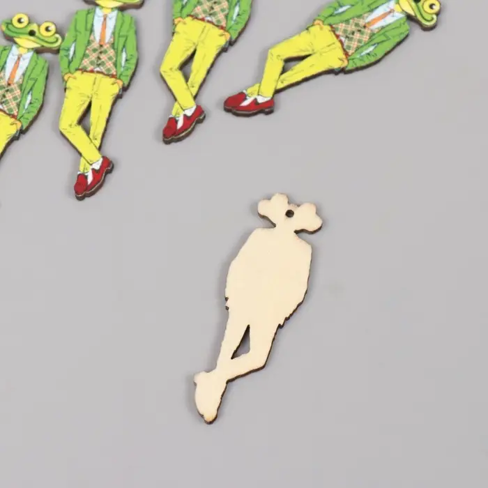 Декор для творчества дерево "Стильная лягушка" 5х1,6х0,3 см