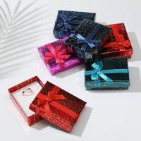 Коробочка подарочная под серьги/кулон/кольцо &laquo;Рептилия&raquo;, 7&times;9 (размер полезной части 6,2&times;8,4 см), цвет МИКС